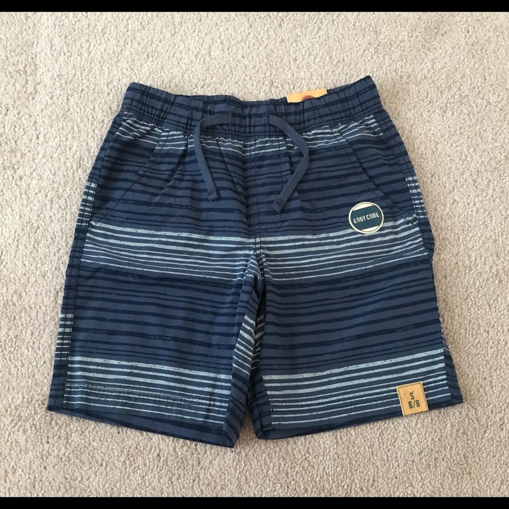 🌹NWT short for boys